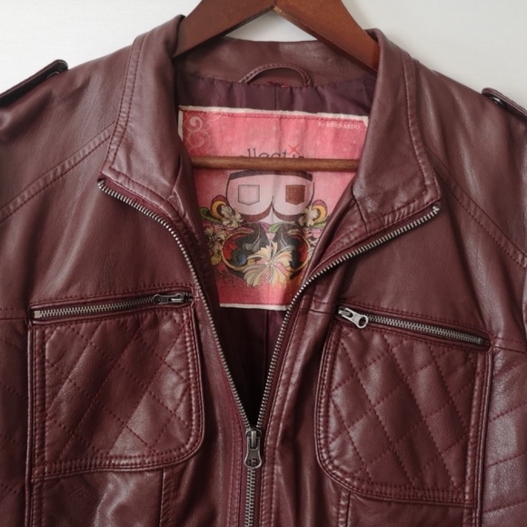 COLLECTION B by Bernardo Women's Faux Leather Wine - Picture 2 of 6